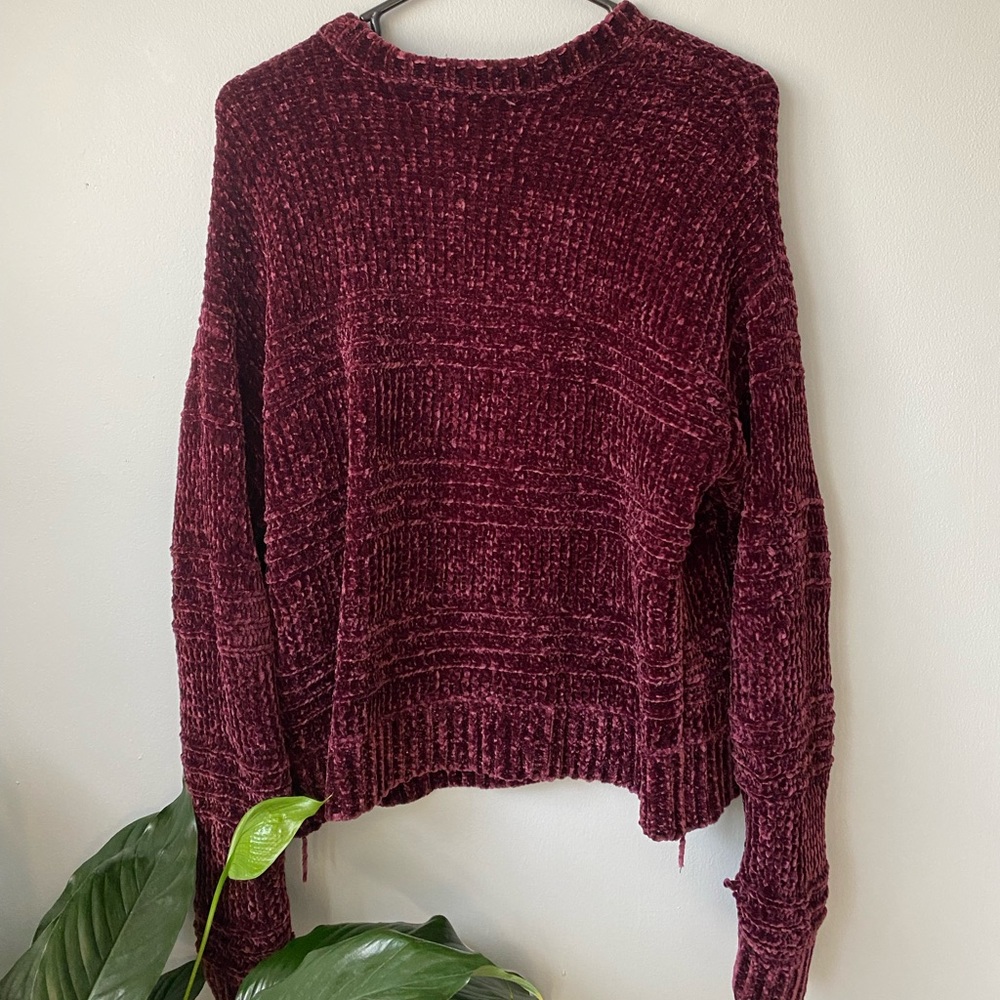 L.A. Hearts dark maroon sweater